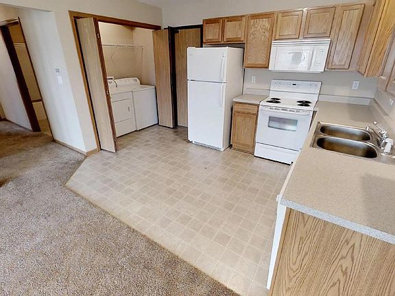 3rd image of 1327 Walton Dr Unit 102