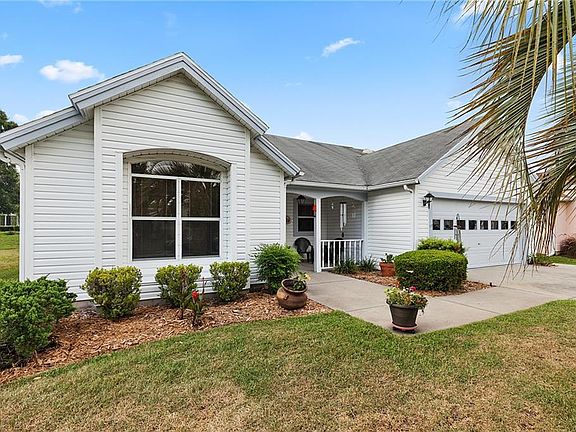 3rd image of 1113 San Remo Ln