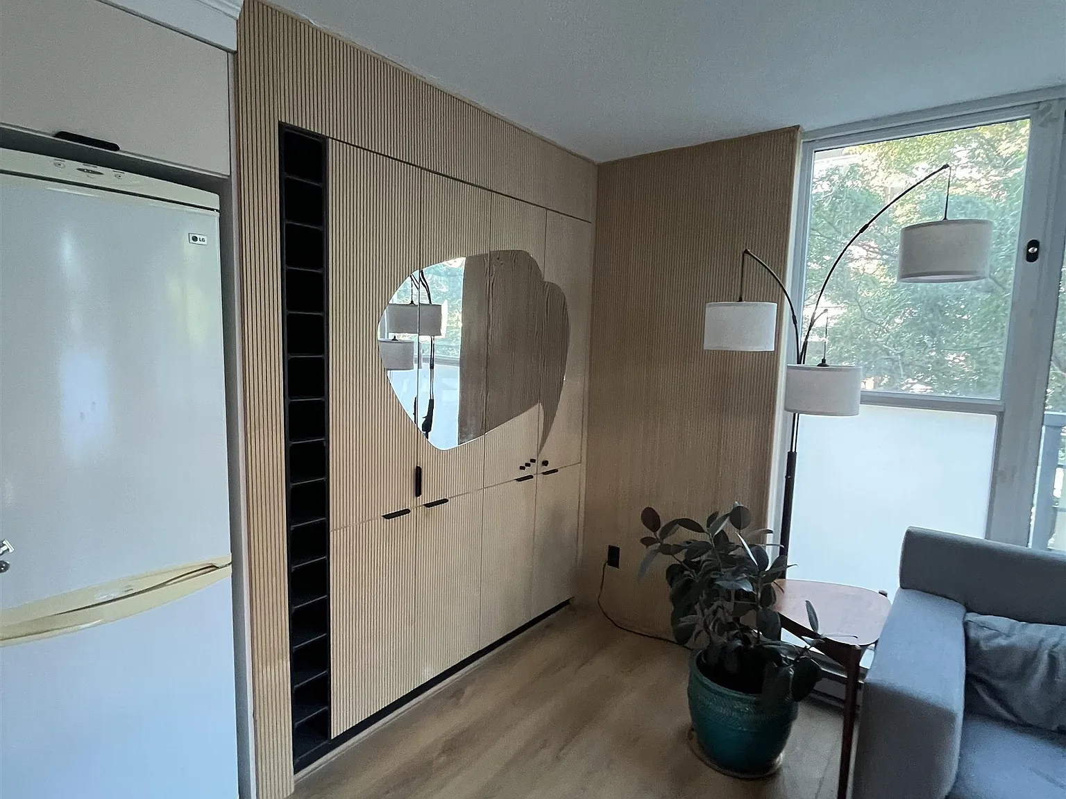 168 Powell St — Photo 3