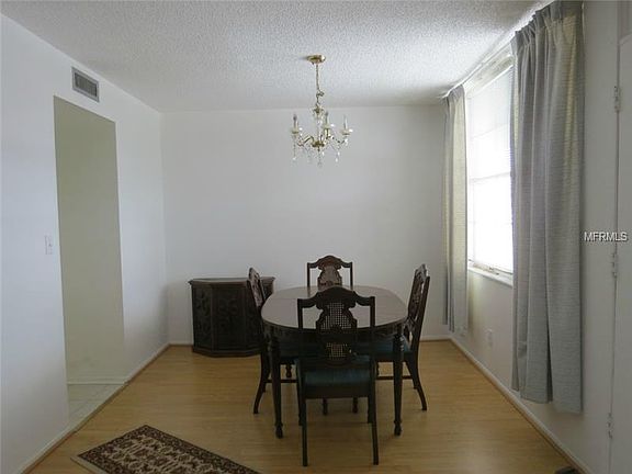 3rd image of 4890 Bay St NE APT 226