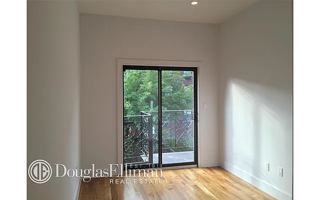 Rented by Douglas Elliman | media 18