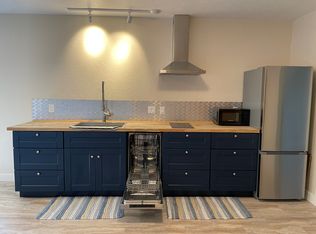 1401 Burton Dr #Z, Cambria, CA 93428
