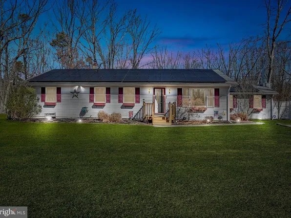 211 Front St, Southampton, NJ 08088