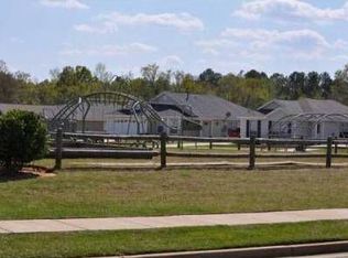 1050 Hamilton Bridges Dr E, Mobile, AL 36695