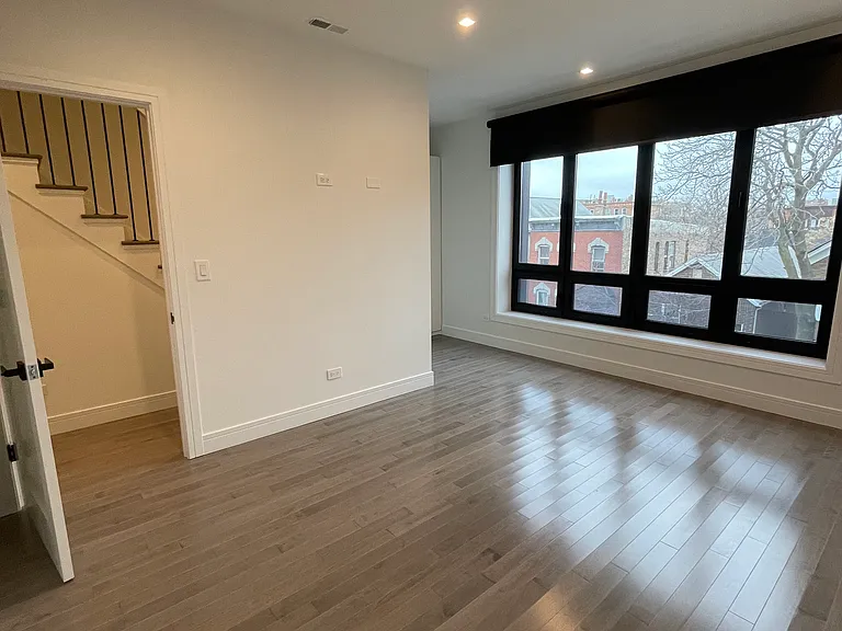 719 N Elizabeth St #3N — Photo 11