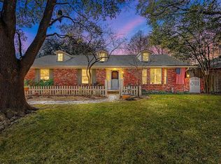 6240 Saint Albans Dr, Dallas, TX 75214