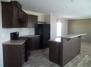 1828 Carmel Dr, Monroe, MI 48161