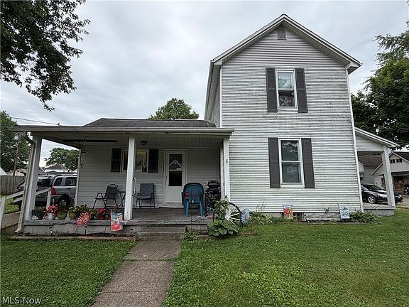 3rd image of 332 N 12th St