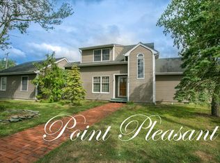 1610 Peacock Ln, Point Pleasant Beach, NJ 08742