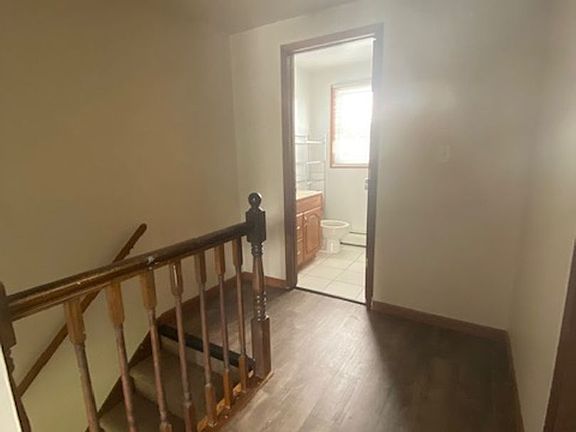4th image of 2066 Terry Ln #2066