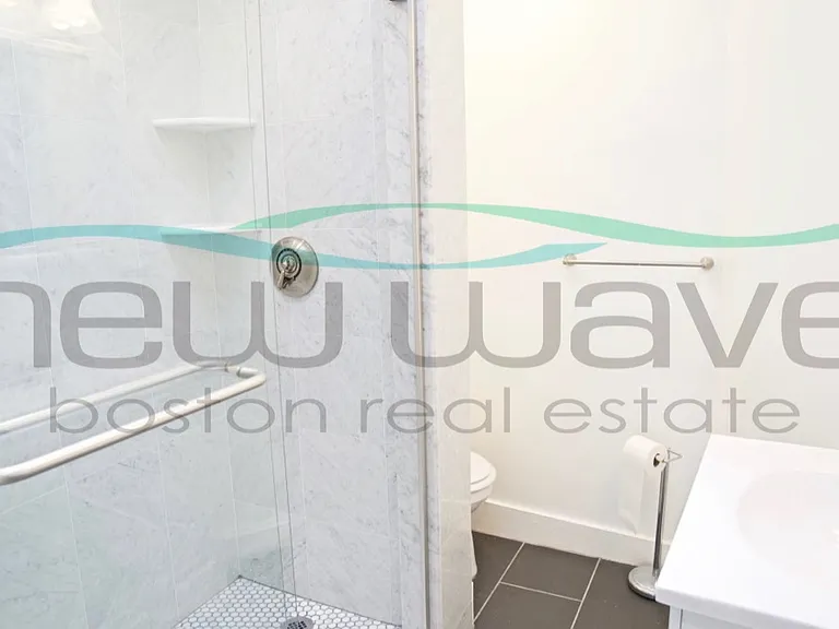 24 Joy St #7 — Photo 9