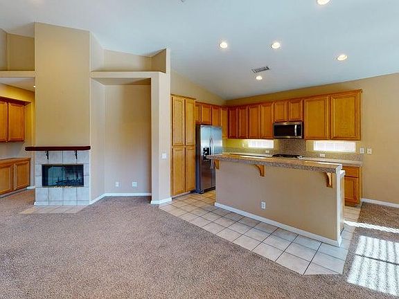 3rd image of 79679 Carmel Valley Ave