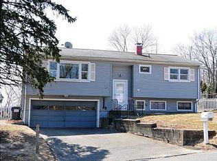 87 Topstone Dr, Danbury, CT 06810