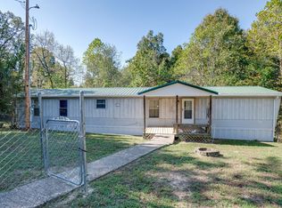 1810 Jim Kim Rd, Palmyra, TN 37142