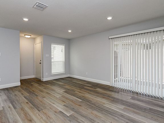 4th image of 2501 Windy Pine Ln