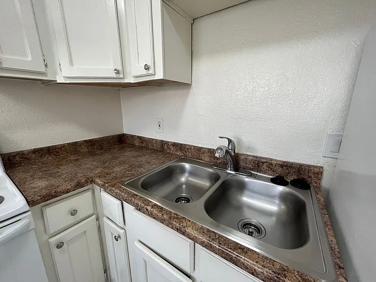 769 E. Pierce St. — Photo 7