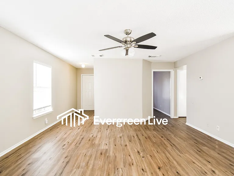 6015 Encanto Point Dr — Photo 5