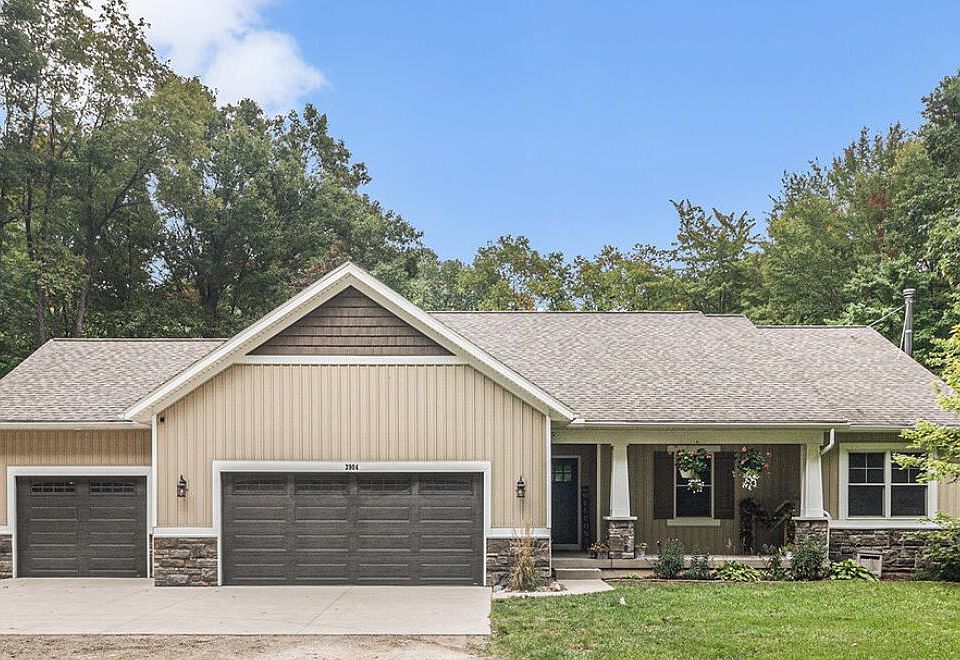 3904 Timpson Ave SE, Lowell, MI 49331 Zillow