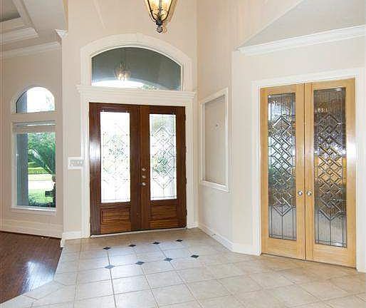 2nd image of 13702 Crosslyn Ln
