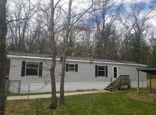 10713 N Brookside Dr, Irons, MI 49644