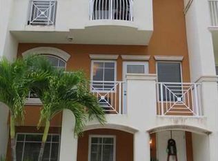 2755 NE 184th Way, Aventura, FL 33160