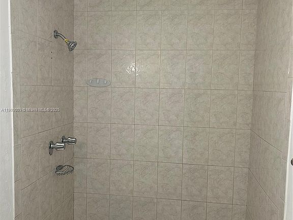 4th image of 17911 NW 68th Ave #17911O210