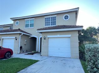 347 SW 121st Ave, Pembroke Pines, FL 33025