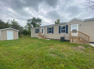 59628 Susan Ln E, New Haven, MI 48048