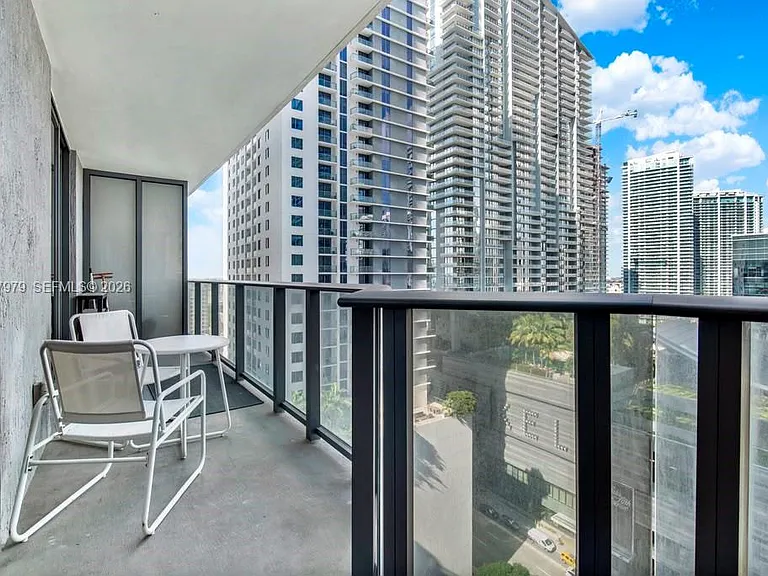 45 SW 9th St #1609 — Photo 3