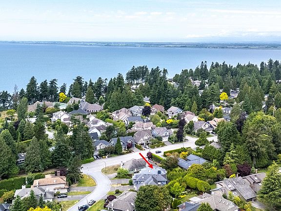 2nd image of 12411 Ocean Breeze Pl