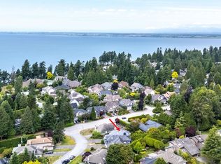 12411 Ocean Breeze Pl, Surrey, BC V4A 9K3