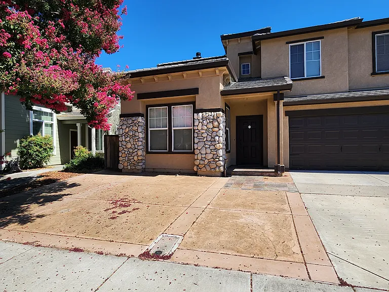 535 Centre Court Dr — Photo 15
