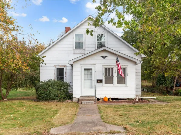 505 Pleasant St, Jerseyville, IL 62052