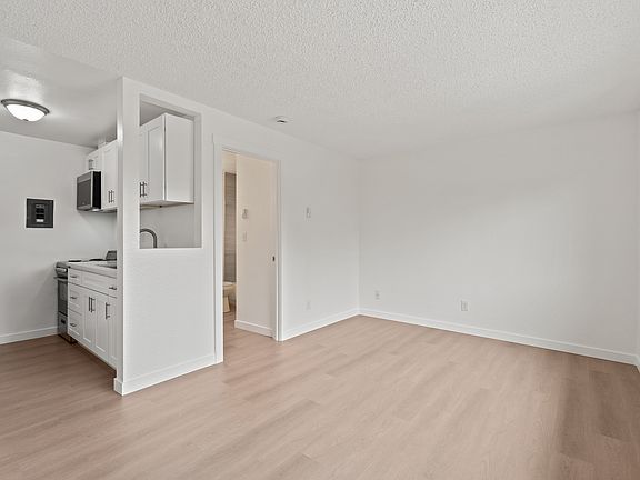 5th image of 1203 Regents Blvd #17946107