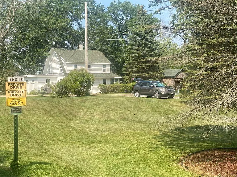 36010 Lalumiere Rd — Photo 9