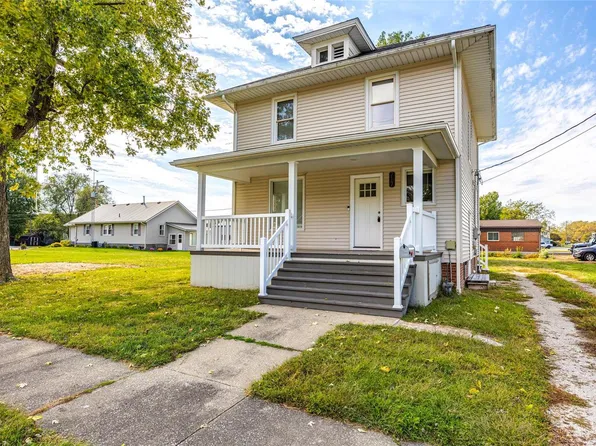 717 N Monroe St, Litchfield, IL 62056