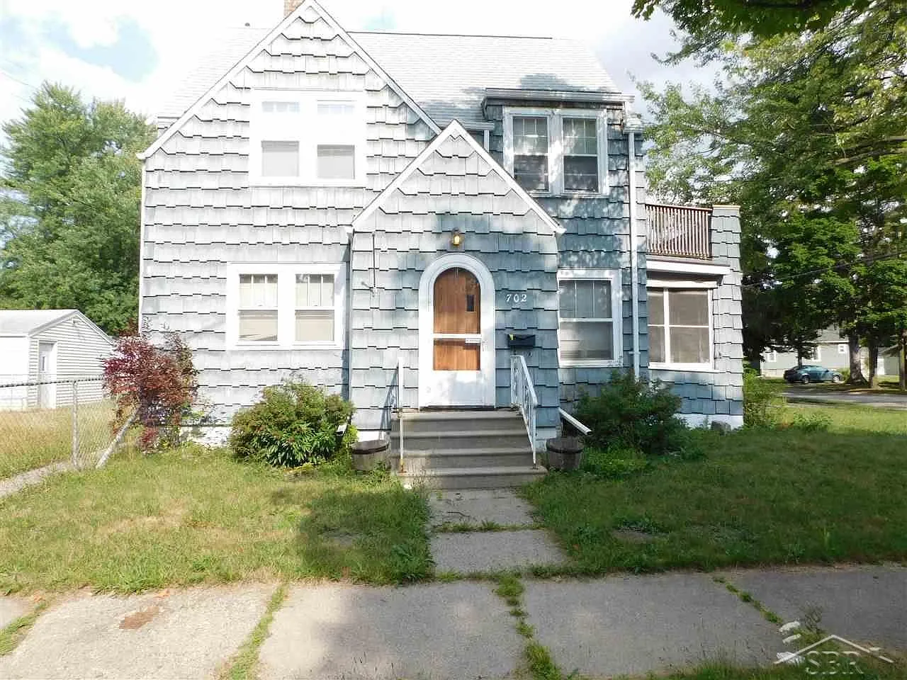 702 Yale St photo 1