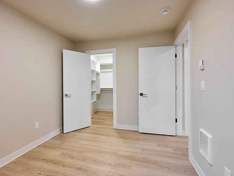 1940 NW Grant Ave #101 — Photo 10