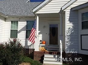 3rd image of 704 Williamsburg Blvd