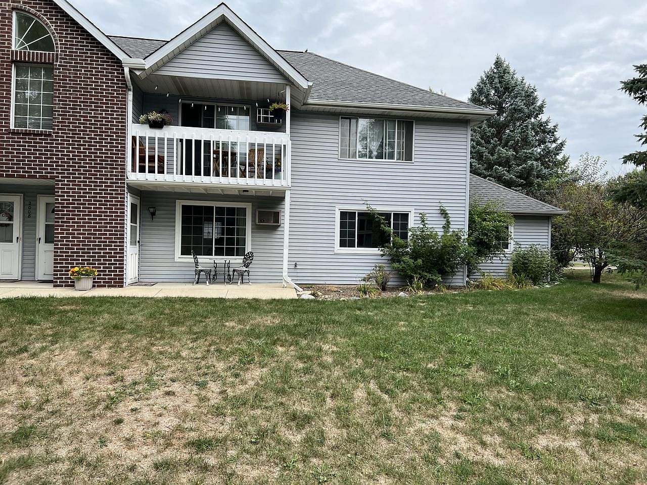 2008 Woodburn ROAD UNIT A, Waukesha, WI 53188 MLS 1849247 Zillow