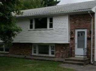 9 Purcell Rd, Arlington, MA 02474