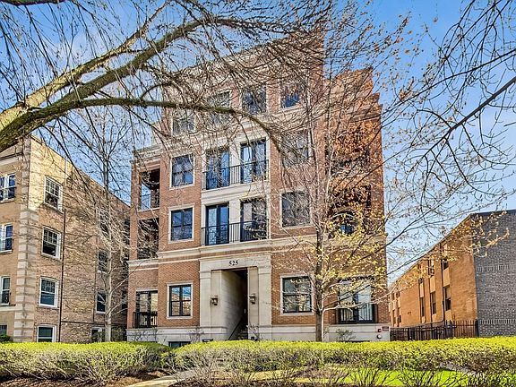 2nd image of 525 Hinman Ave APT 2N