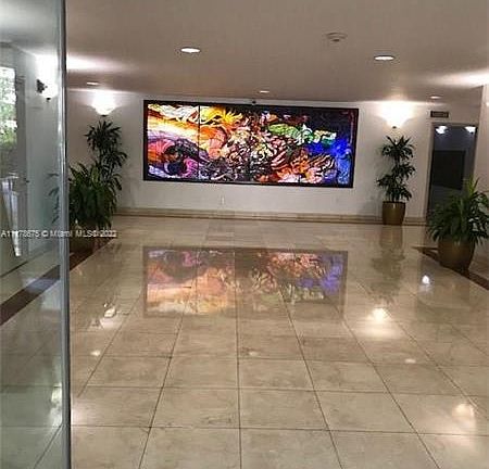 4th image of 1450 Brickell Bay Dr APT 1011