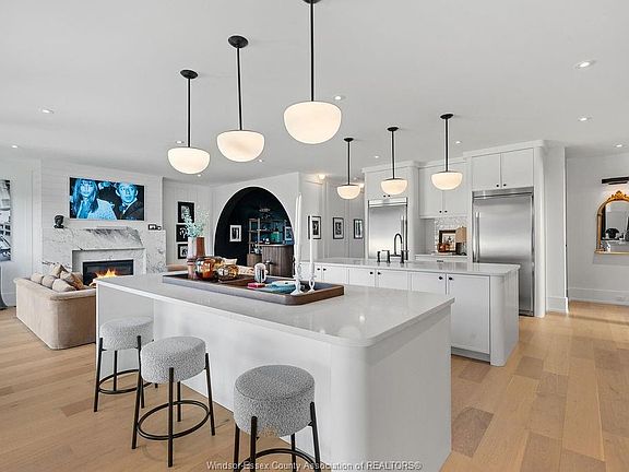 3rd image of 1680 Orford St #13
