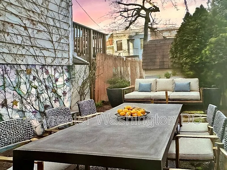 1528 8th St NW — Photo 38