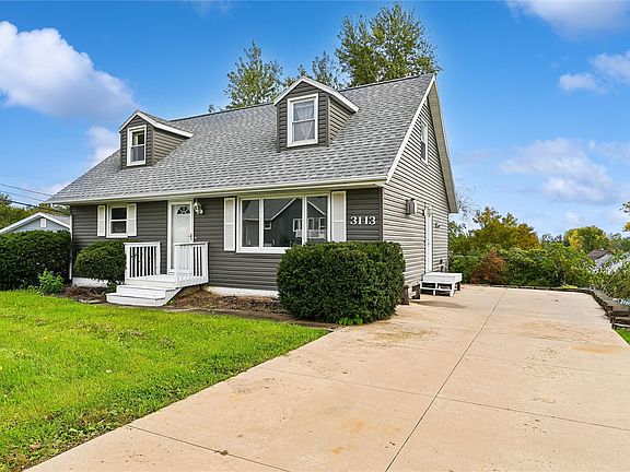 2nd image of 3113 Clover Dr SW