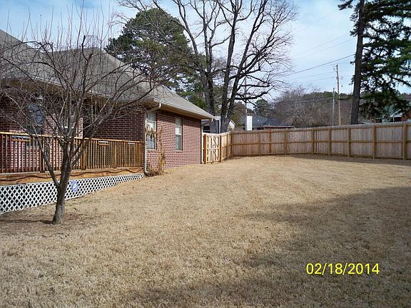3rd image of 206 Lakeview Cir