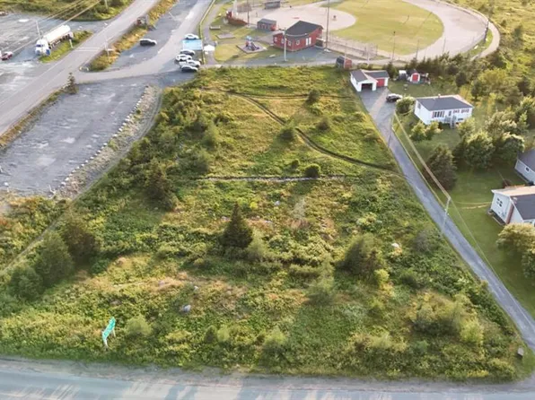 5 Thicket Road, Upper Island Cove, NL A0A4E0