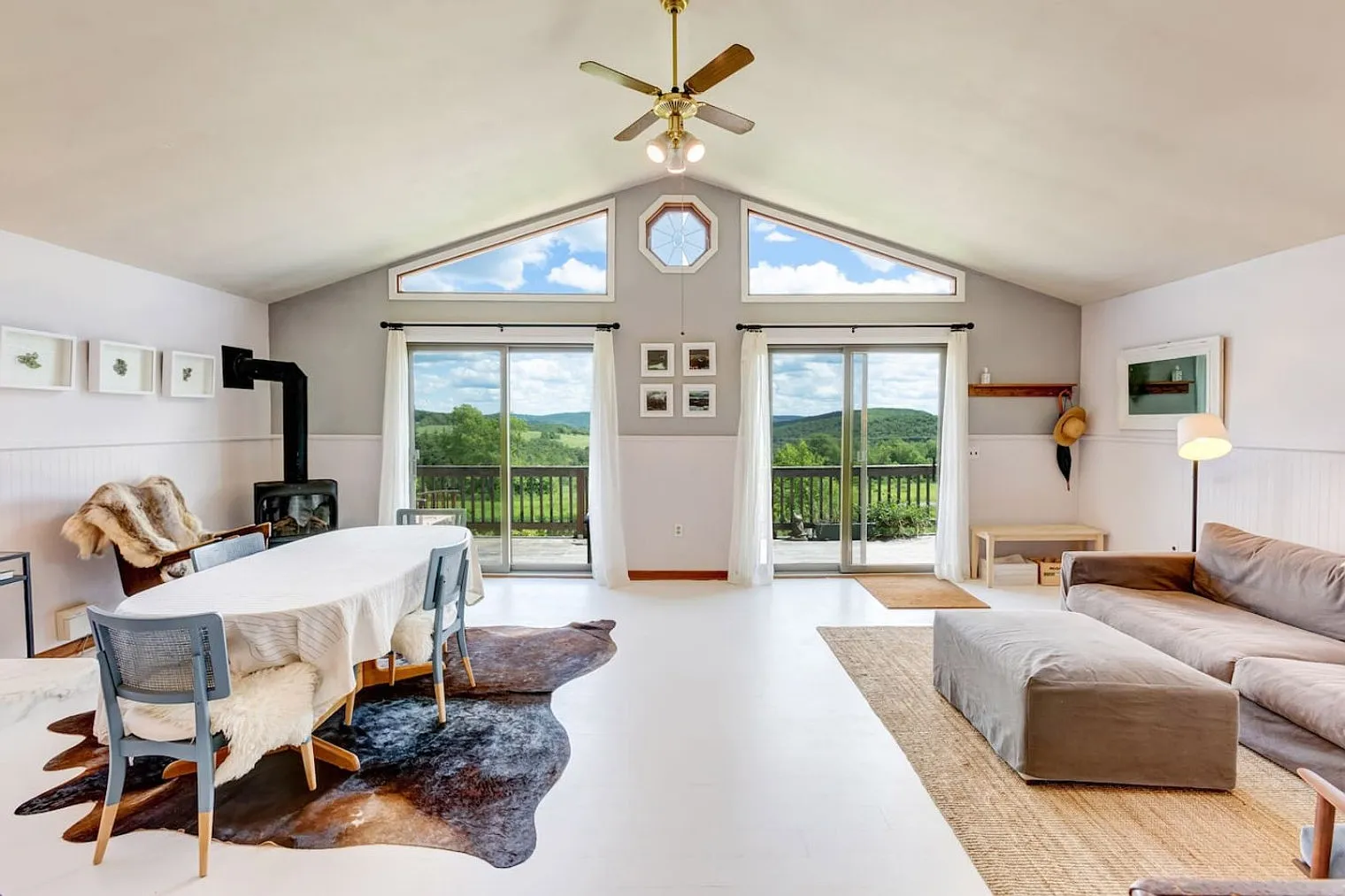 2 bed, 1.0 bath, $2,490 — Photo 1