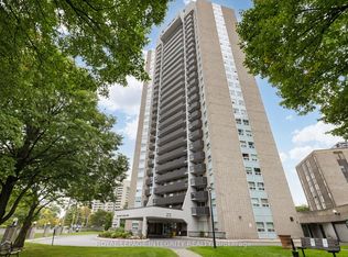 1380 Prince Of Wales Dr Unit 1702, Ottawa, ON K2C 3N5